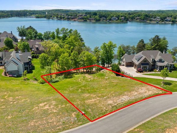 1700 Bower Court, Lenoir City, TN 37772