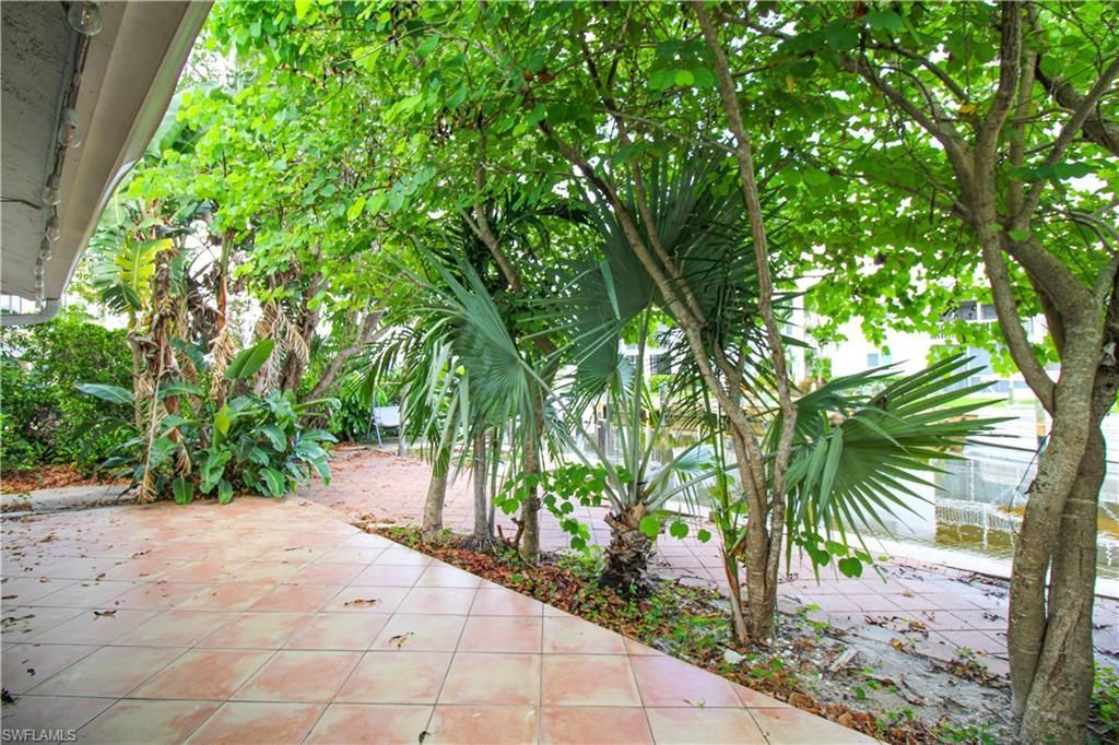 1331 Chesapeake Ave , Unit 4, Naples, FL 34102 Photo