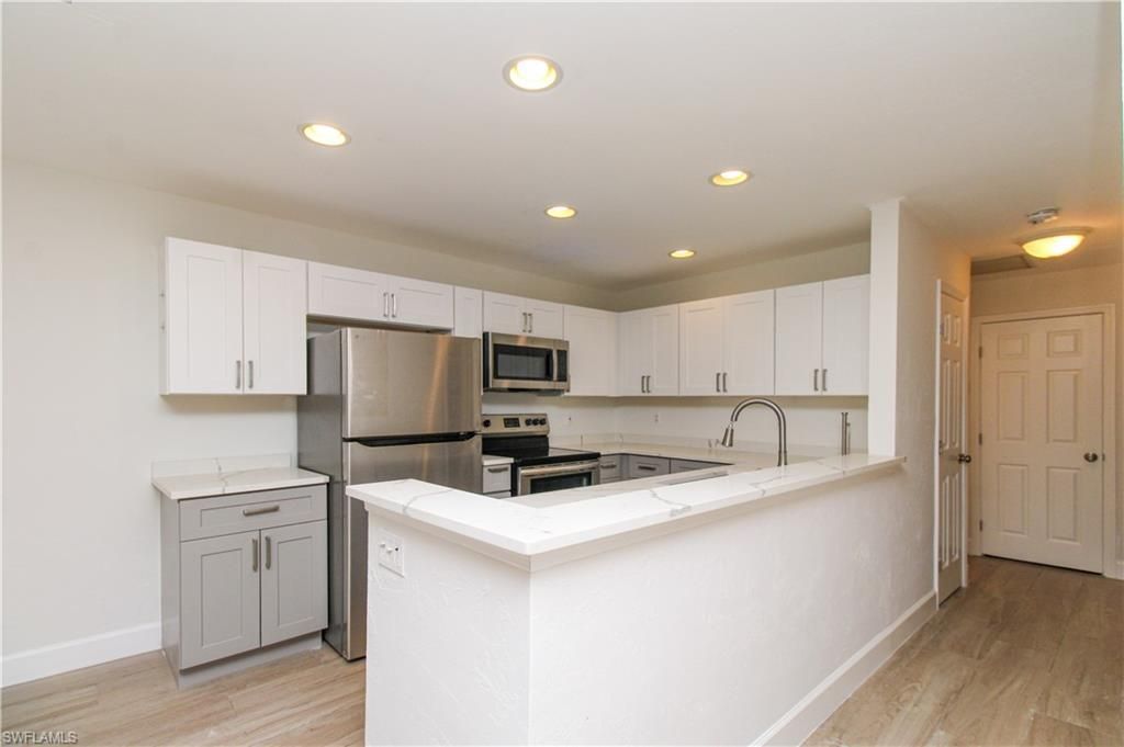 1331 Chesapeake Ave , Unit 4, Naples, FL 34102 Photo