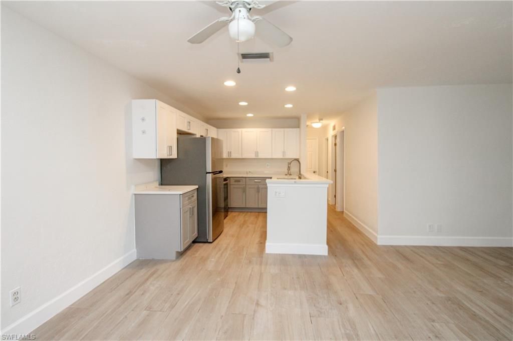 1331 Chesapeake Ave , Unit 4, Naples, FL 34102 Photo