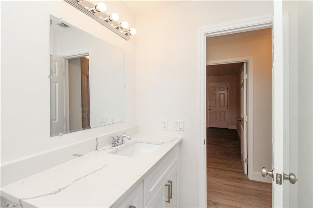 1331 Chesapeake Ave , Unit 4, Naples, FL 34102 Photo