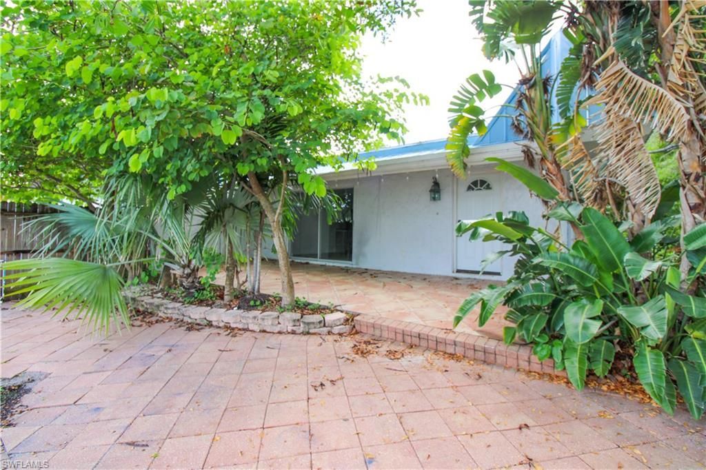 1331 Chesapeake Ave , Unit 4, Naples, FL 34102 Photo