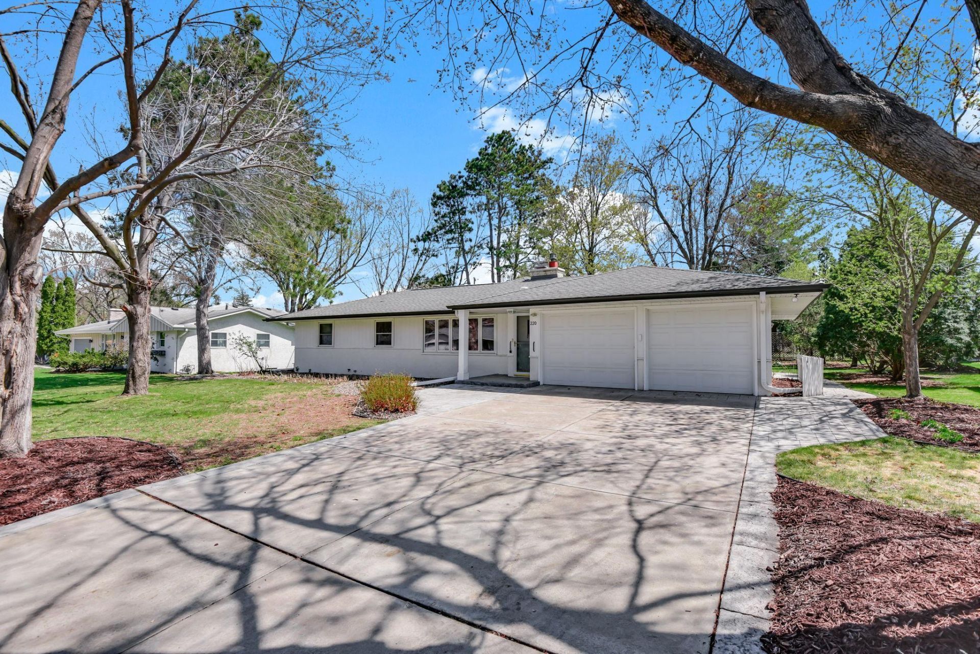 220 Rice Creek Terrace NE, Fridley, MN 55432