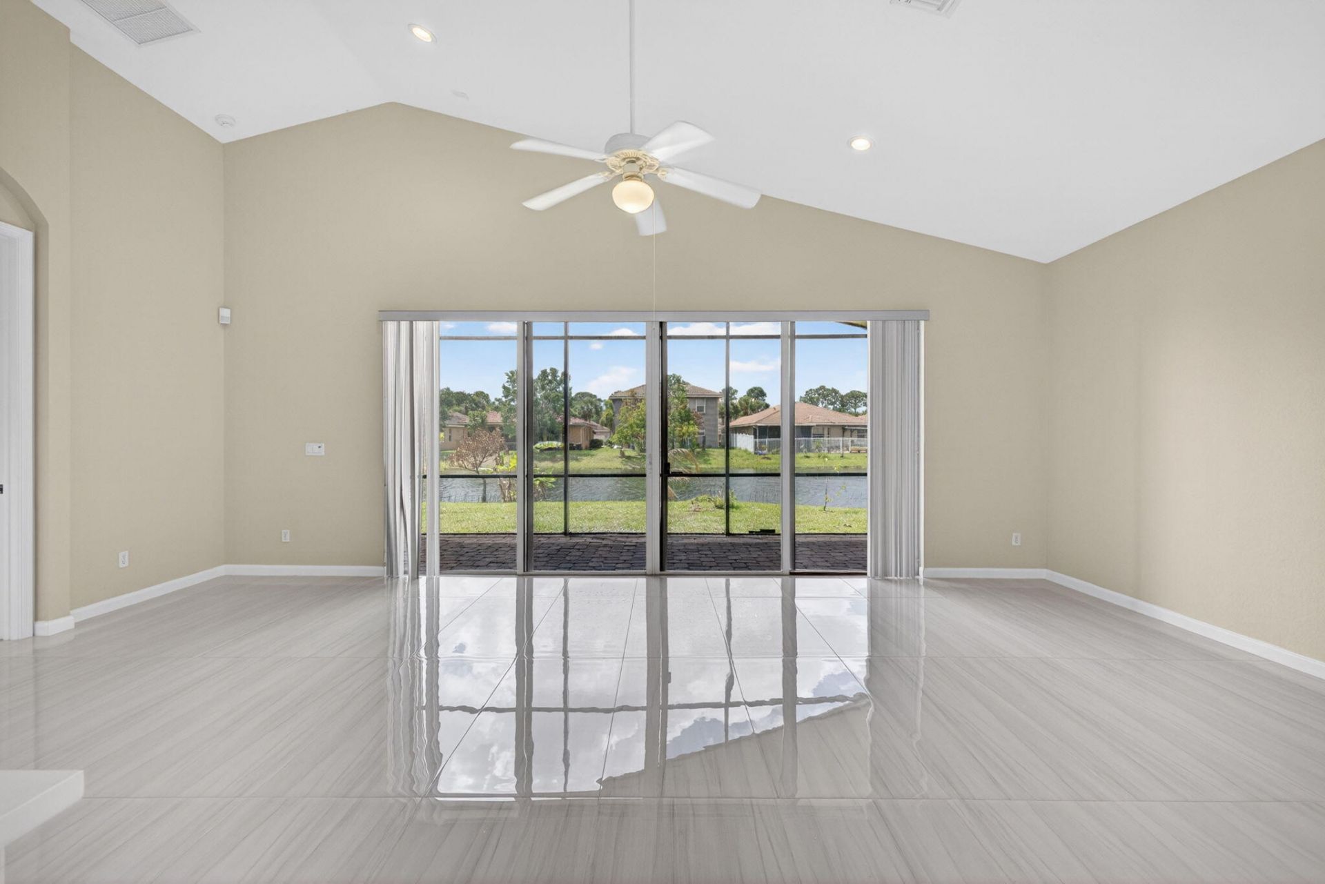 2237 SW Newport Isles Boulevard, Port Saint Lucie, FL 34953 Photo