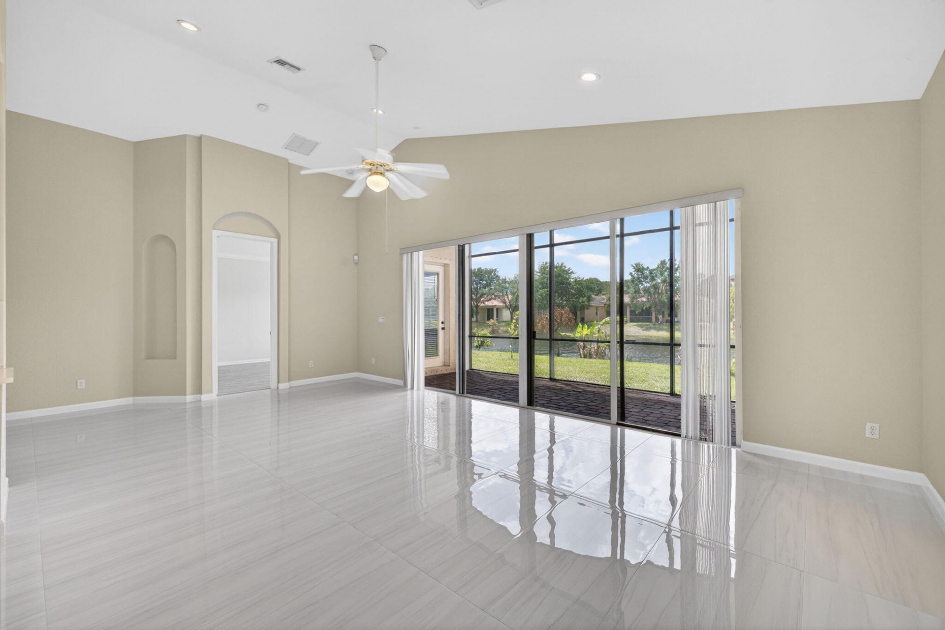 2237 SW Newport Isles Boulevard, Port Saint Lucie, FL 34953 Photo