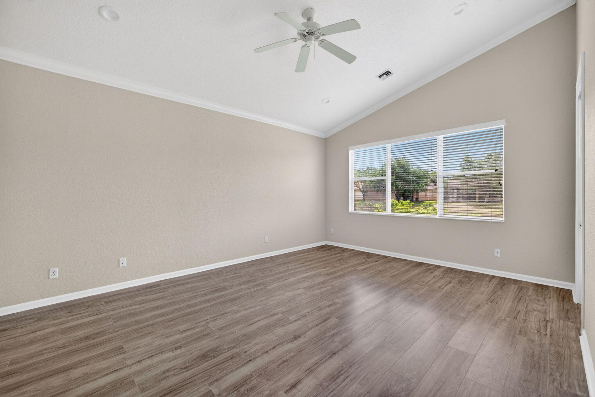 2237 SW Newport Isles Boulevard, Port Saint Lucie, FL 34953 Photo