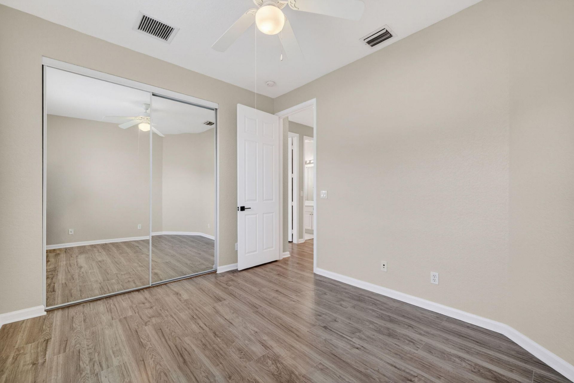 2237 SW Newport Isles Boulevard, Port Saint Lucie, FL 34953 Photo