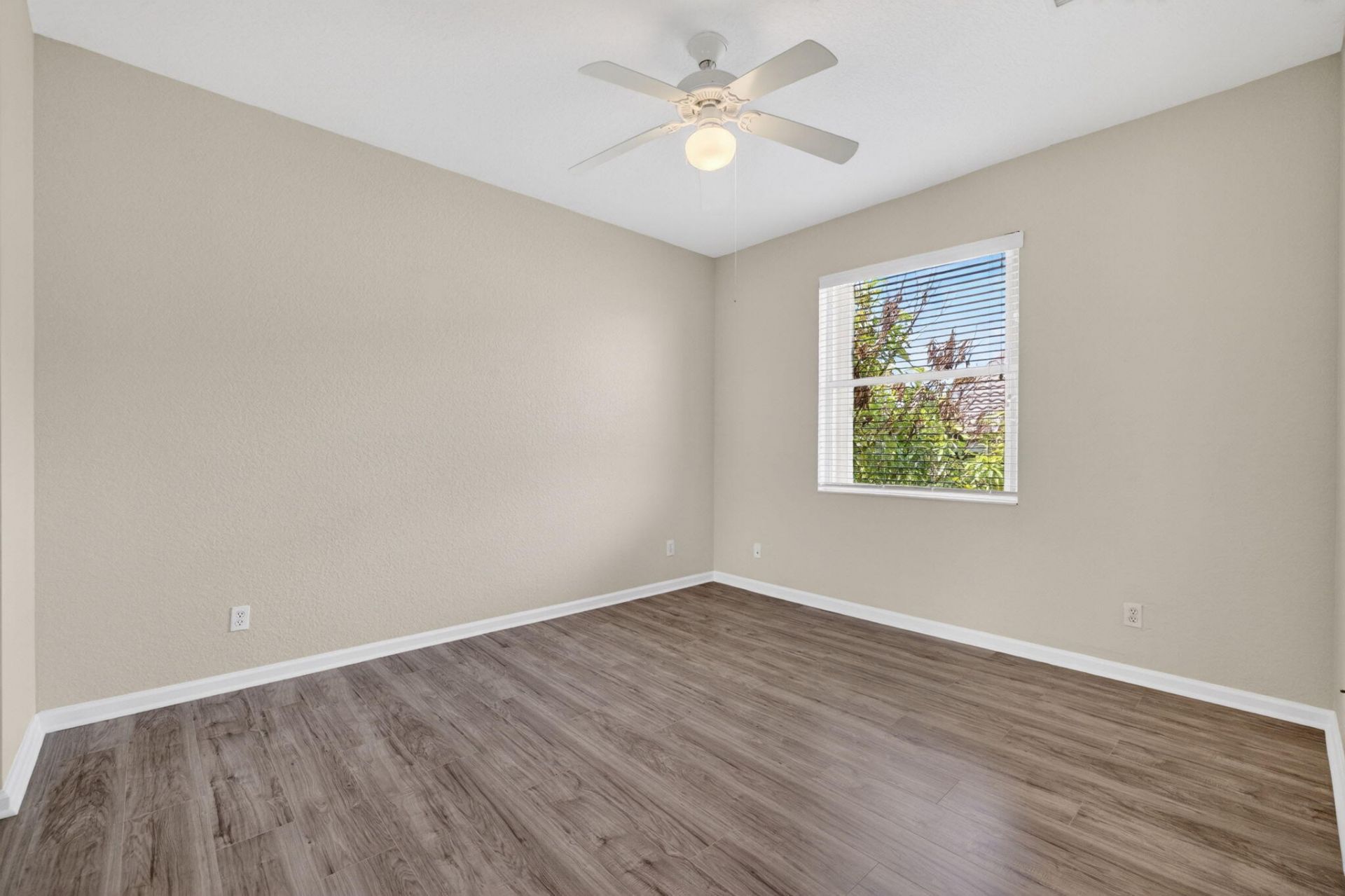 2237 SW Newport Isles Boulevard, Port Saint Lucie, FL 34953 Photo