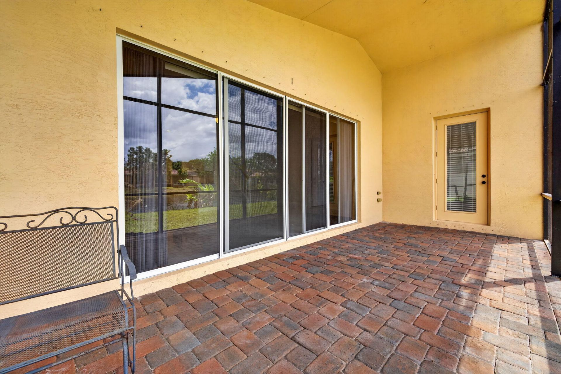 2237 SW Newport Isles Boulevard, Port Saint Lucie, FL 34953 Photo