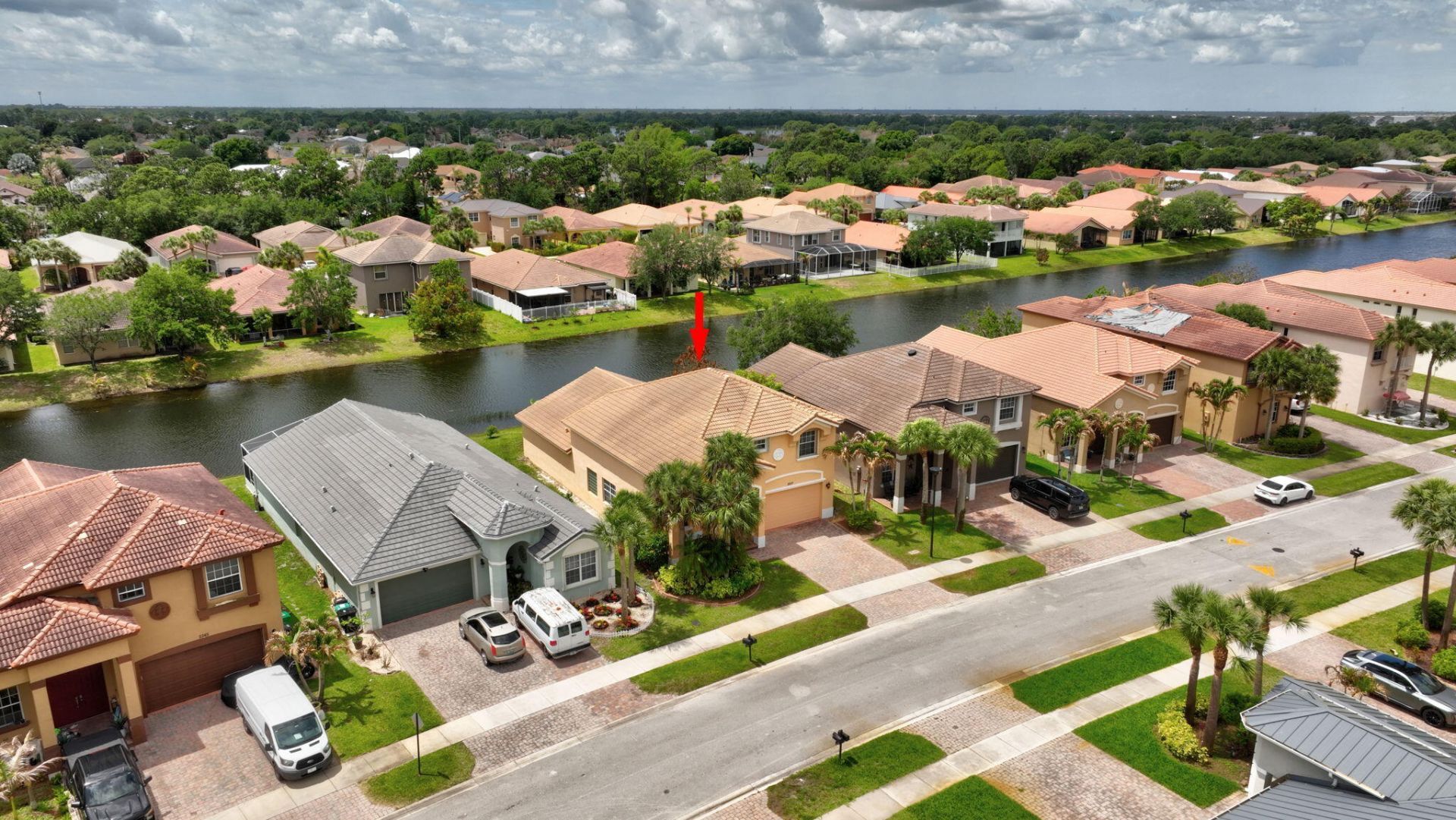 2237 SW Newport Isles Boulevard, Port Saint Lucie, FL 34953 Photo