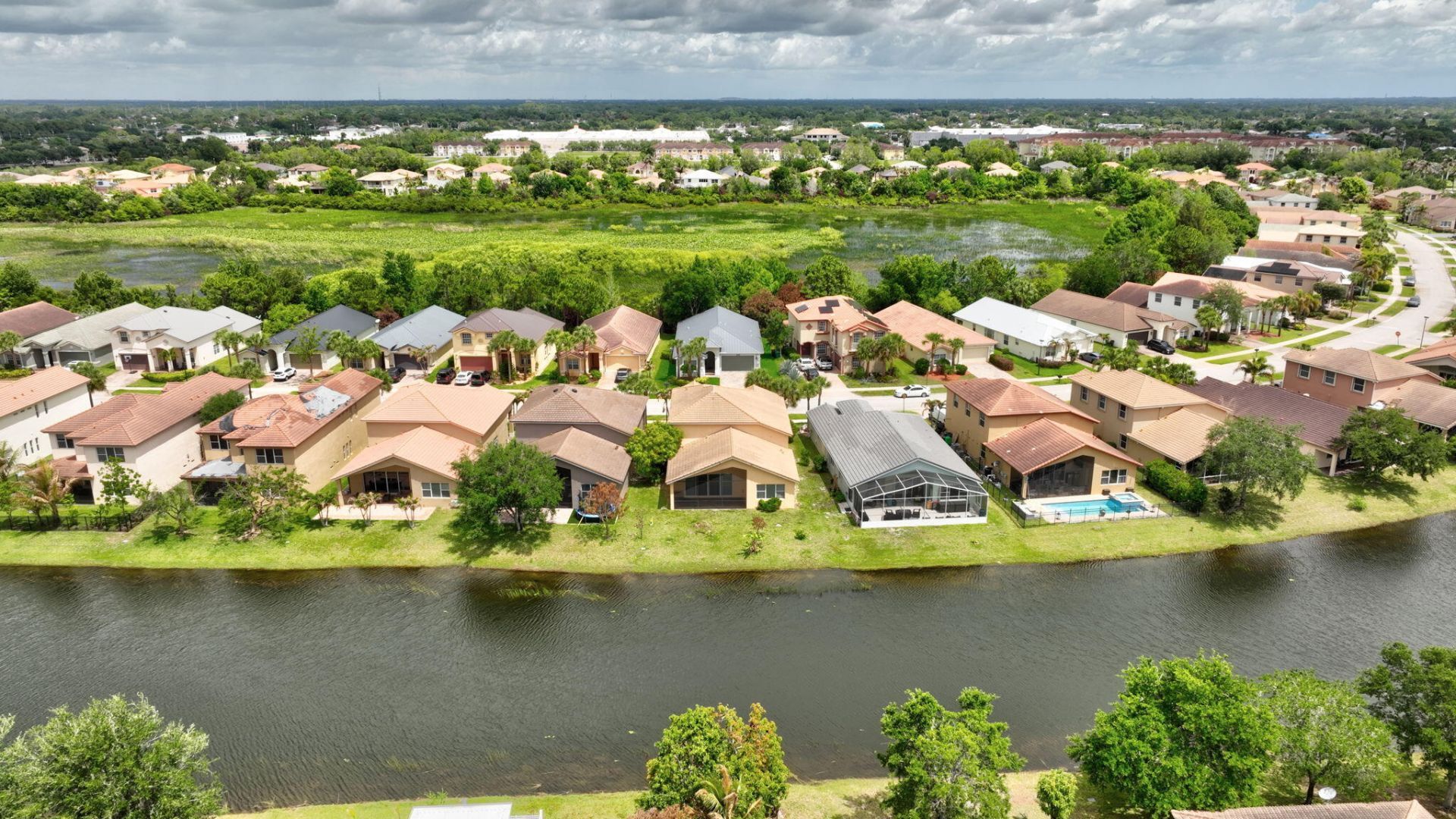 2237 SW Newport Isles Boulevard, Port Saint Lucie, FL 34953 Photo