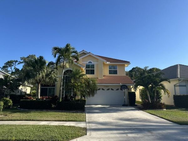 7369 SE Seagate Lane, Stuart, FL 34997