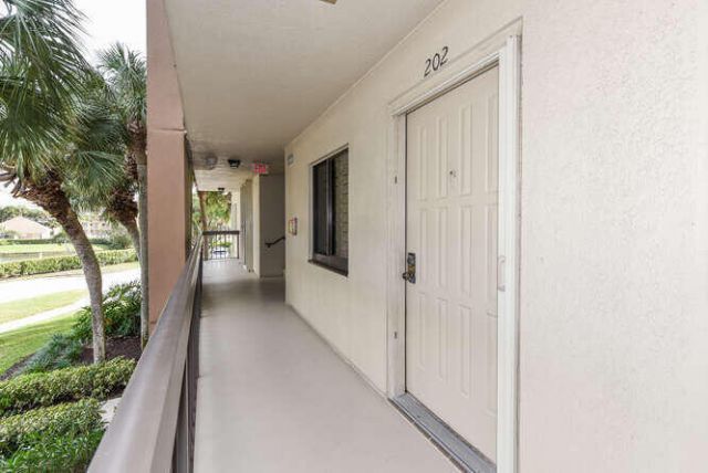 1401 Tidal Pointe Boulevard, Unit 202, Jupiter, FL 33477 Photo