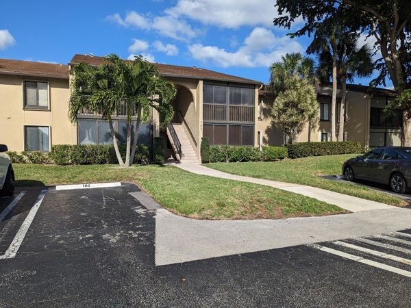 702 Sunny Pine Way, Unit G1, Greenacres, FL 33415