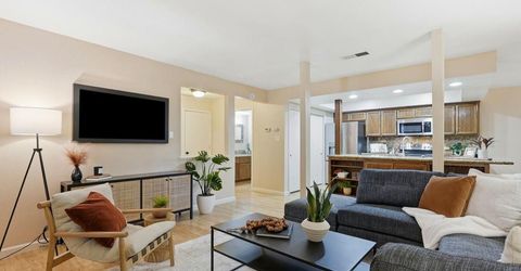 10 Park West Ct, Sacramento, CA 95831 Photo