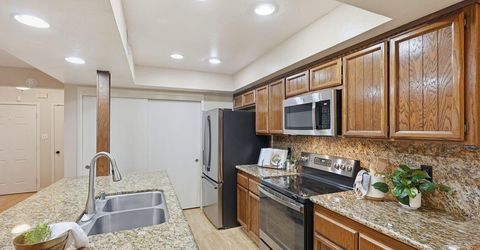 10 Park West Ct, Sacramento, CA 95831 Photo