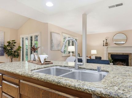 10 Park West Ct, Sacramento, CA 95831 Photo