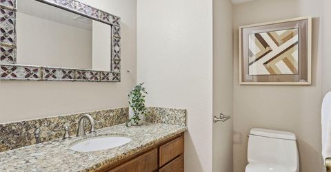 10 Park West Ct, Sacramento, CA 95831 Photo