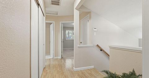 10 Park West Ct, Sacramento, CA 95831 Photo