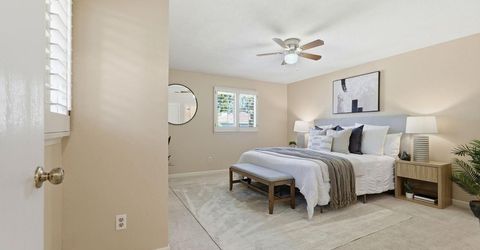 10 Park West Ct, Sacramento, CA 95831 Photo