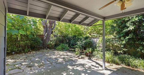 10 Park West Ct, Sacramento, CA 95831 Photo