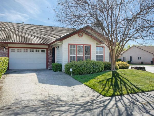 1098 Gilliland Dr, Yuba City, CA 95991