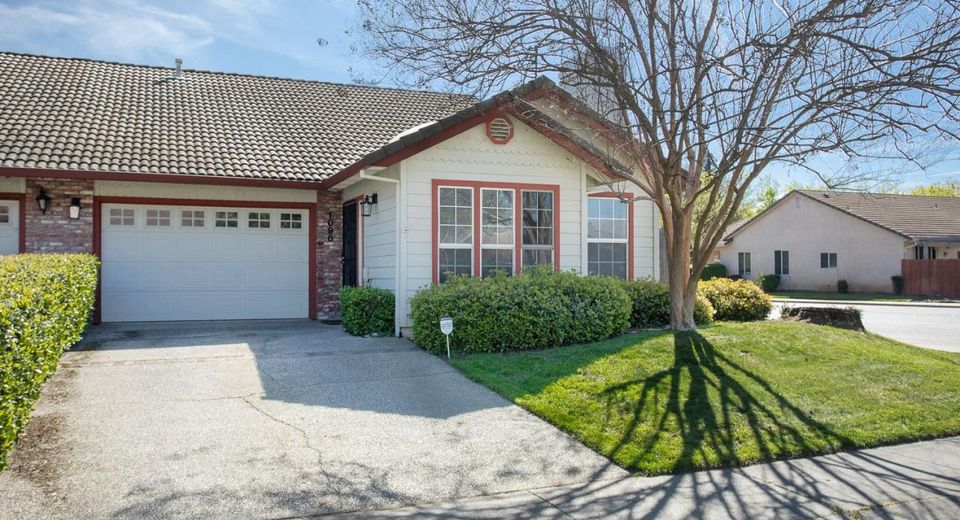 1098 Gilliland Dr, Yuba City, CA 95991 Photo
