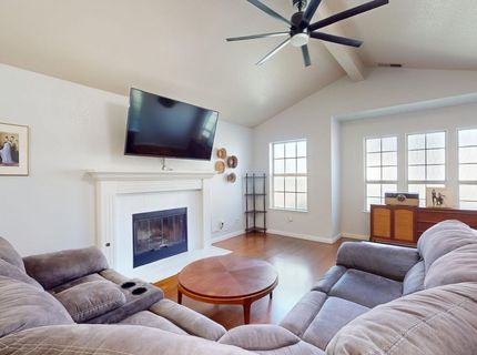 1098 Gilliland Dr, Yuba City, CA 95991 Photo