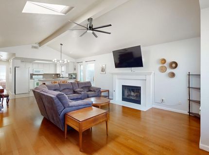 1098 Gilliland Dr, Yuba City, CA 95991 Photo