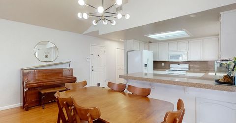 1098 Gilliland Dr, Yuba City, CA 95991 Photo