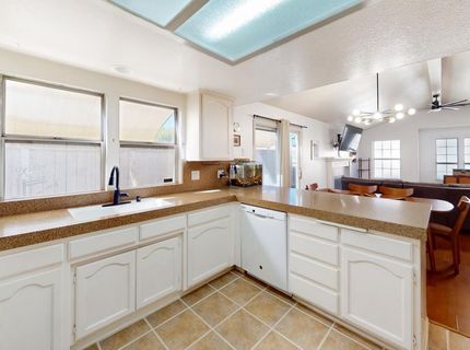 1098 Gilliland Dr, Yuba City, CA 95991 Photo