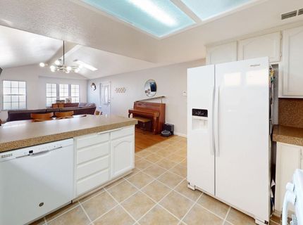 1098 Gilliland Dr, Yuba City, CA 95991 Photo