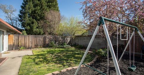 1098 Gilliland Dr, Yuba City, CA 95991 Photo