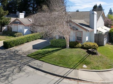 1098 Gilliland Dr, Yuba City, CA 95991 Photo