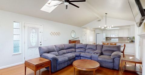 1098 Gilliland Dr, Yuba City, CA 95991 Photo