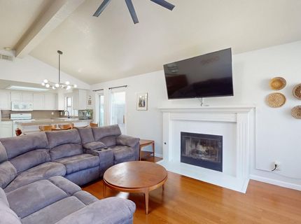 1098 Gilliland Dr, Yuba City, CA 95991 Photo