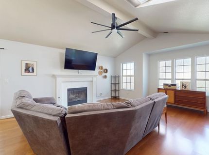 1098 Gilliland Dr, Yuba City, CA 95991 Photo