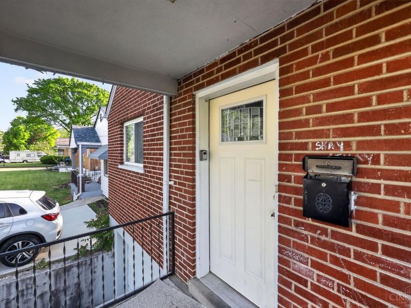 1741 Gellenbeck Street, Cincinnati, OH 45205 Photo 2