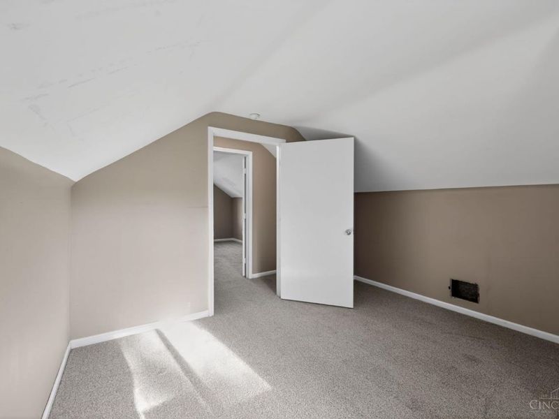 1741 Gellenbeck Street, Cincinnati, OH 45205 Photo 20