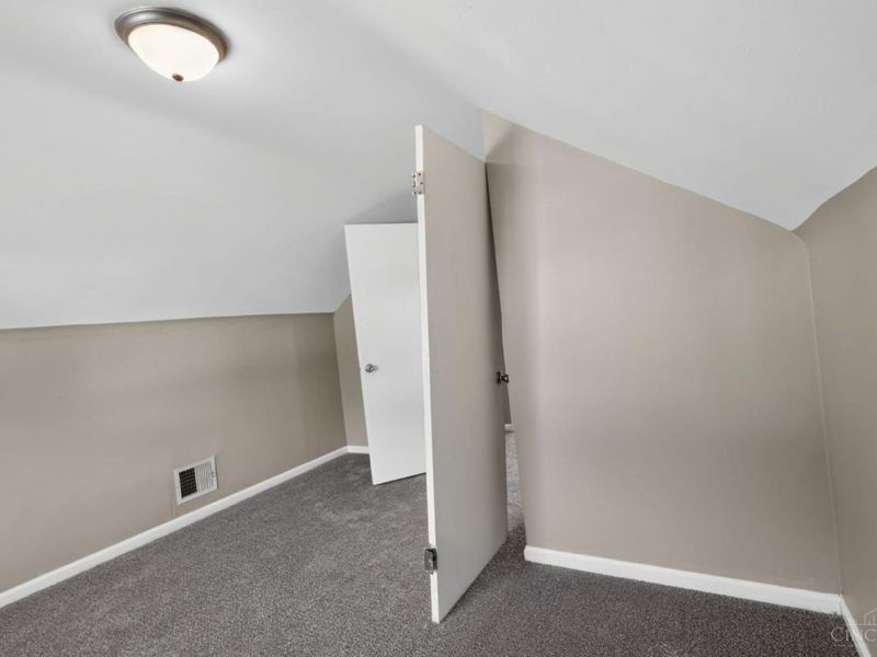 1741 Gellenbeck Street, Cincinnati, OH 45205 Photo 27