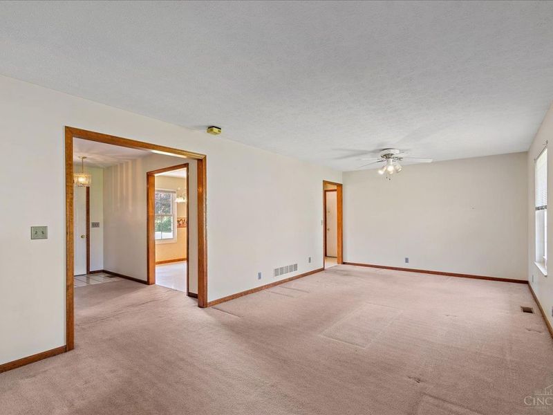 3106 Eric Lane, St Clair Twp, OH 45011 Photo 11