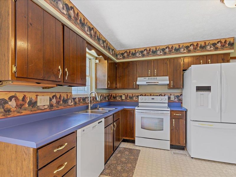 3106 Eric Lane, St Clair Twp, OH 45011 Photo 3