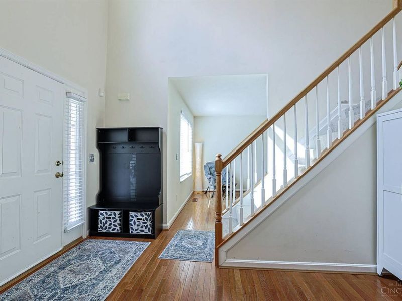 1094 Valley Wood Drive, Union Twp, OH 45103 Photo 7