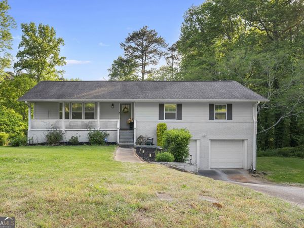 1609 Elm Ridge Way, Stone Mountain, GA 30083
