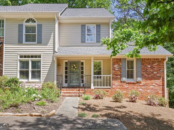 216 Riverview Trail, Roswell, GA 30075