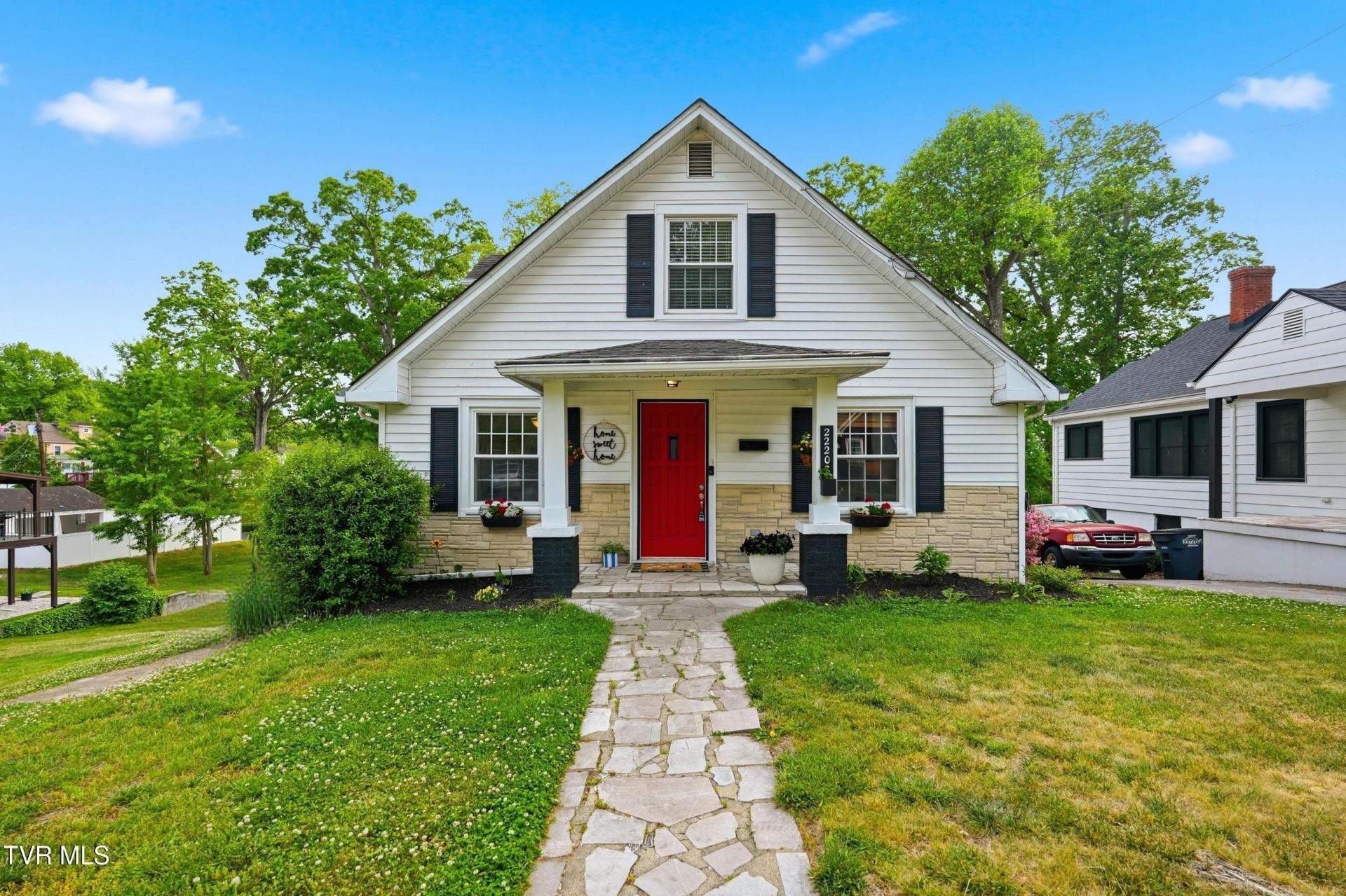 2220 Cypress Street, Kingsport, TN 37664 Main Photo