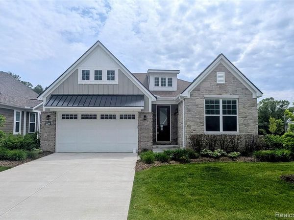 2298 Pondview Lane, Troy, MI 48085