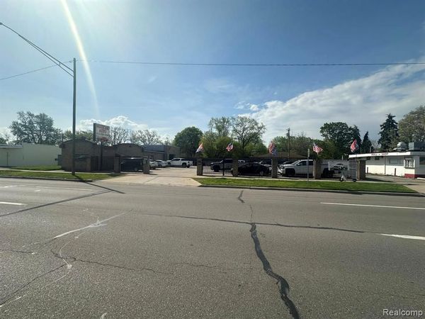 23321 Plymouth Road , Redford Twp, MI 48239