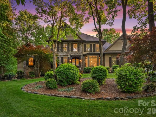 108 Chinook Court, Mooresville, NC 28117