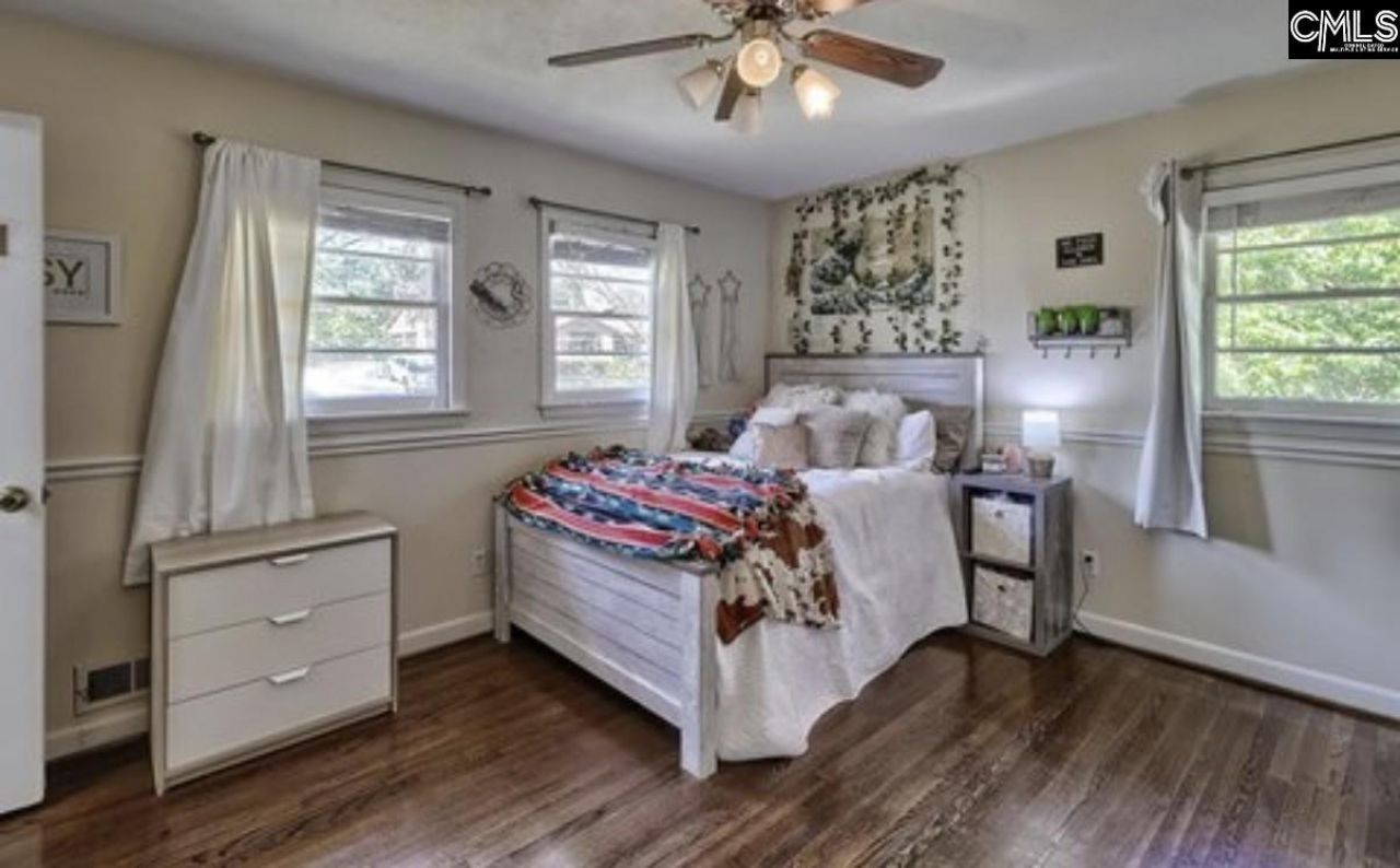 209 Garden Springs  Photo 15